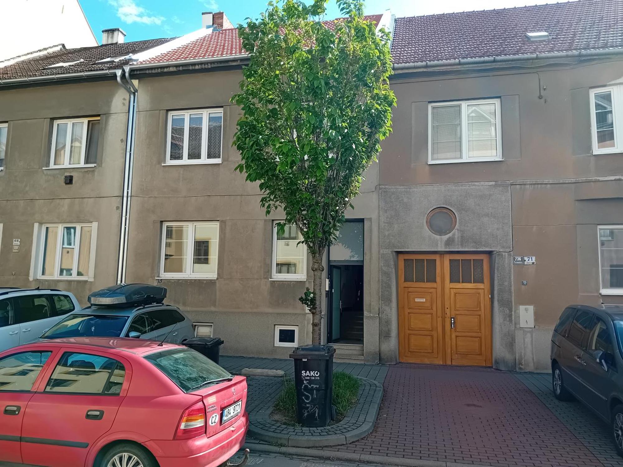 Holub Apartment In City Centrum Komarov Экстерьер фото
